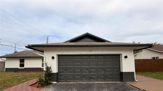 8721 NW 47th St, Lauderhill, FL 33351