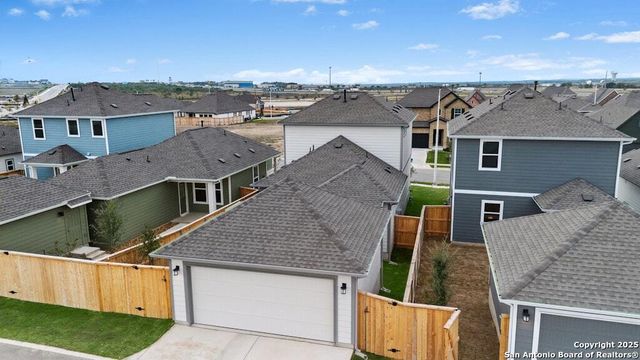 127 Trifle Trail, New Braunfels, TX 78130