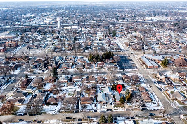 10912 Princess Avenue, Chicago Ridge, IL 60415