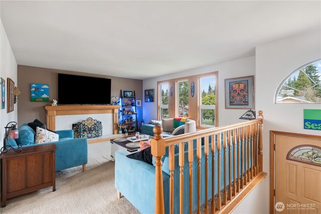 2825 E Crestline Drive, Bellingham, WA 98226