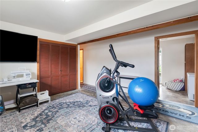 2825 E Crestline Drive, Bellingham, WA 98226