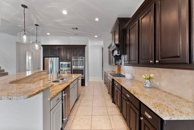 34130 Mill Creek Way, Pinehurst, TX 77362
