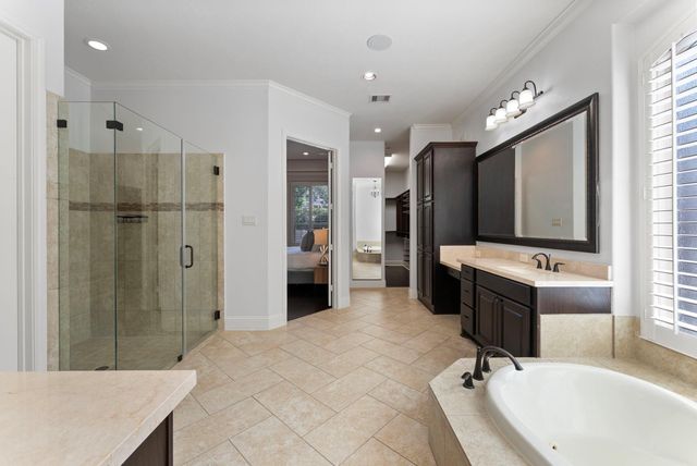 34130 Mill Creek Way, Pinehurst, TX 77362