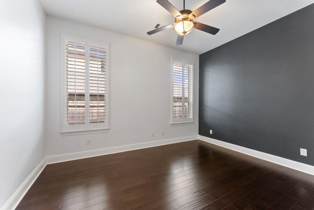 34130 Mill Creek Way, Pinehurst, TX 77362