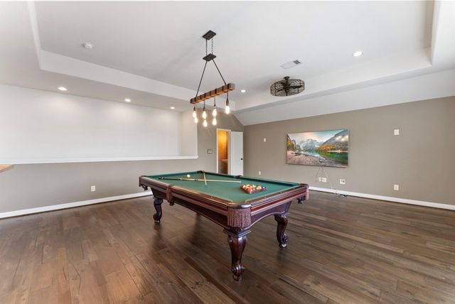 34130 Mill Creek Way, Pinehurst, TX 77362