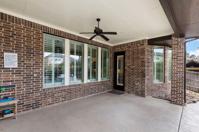 34130 Mill Creek Way, Pinehurst, TX 77362