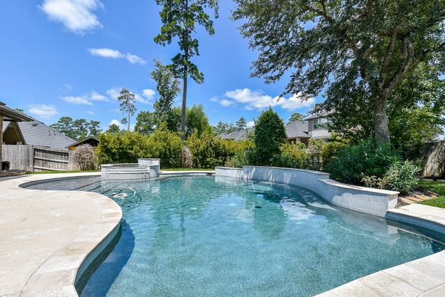 34130 Mill Creek Way, Pinehurst, TX 77362