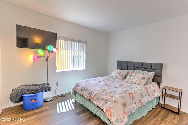 1435 W Calle Pueblo, Green Valley, AZ 85622