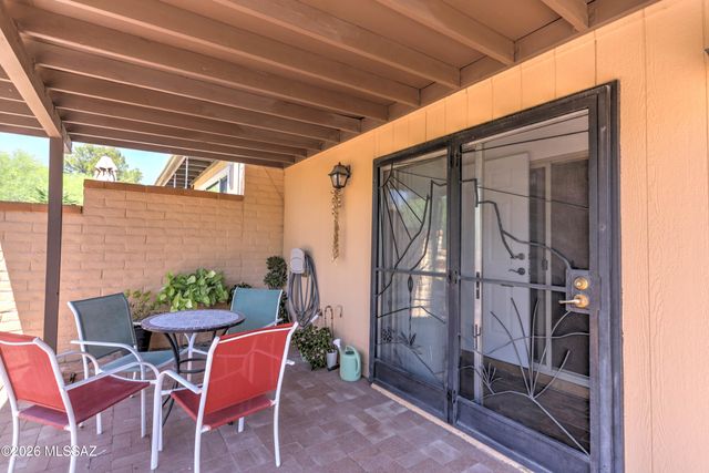 1435 W Calle Pueblo, Green Valley, AZ 85622
