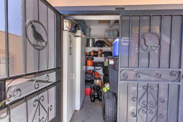 1435 W Calle Pueblo, Green Valley, AZ 85622