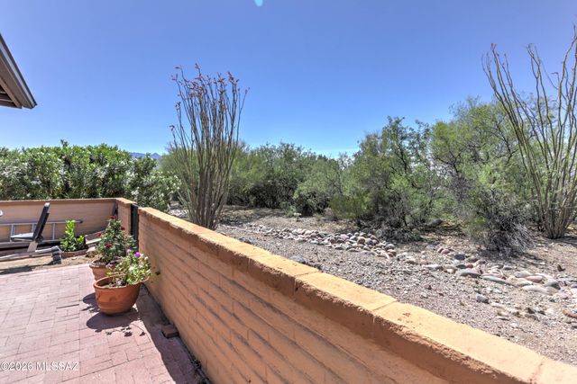 1435 W Calle Pueblo, Green Valley, AZ 85622