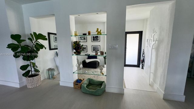 6705 Ficus Dr, Miramar, FL 33023