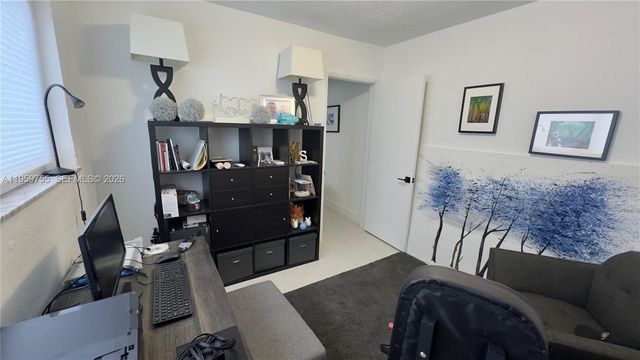 6705 Ficus Dr, Miramar, FL 33023