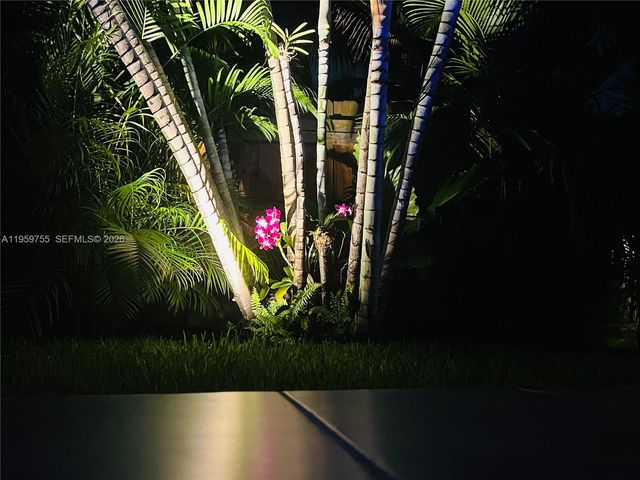 6705 Ficus Dr, Miramar, FL 33023