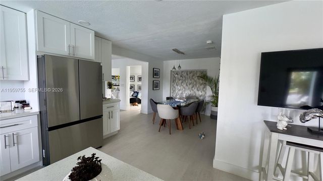 6705 Ficus Dr, Miramar, FL 33023