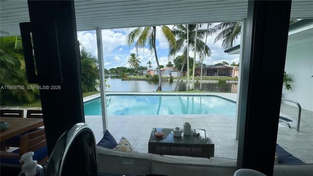 6705 Ficus Dr, Miramar, FL 33023