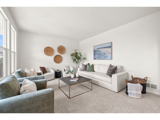 8222 Xenophon Ct, Arvada, CO 80005