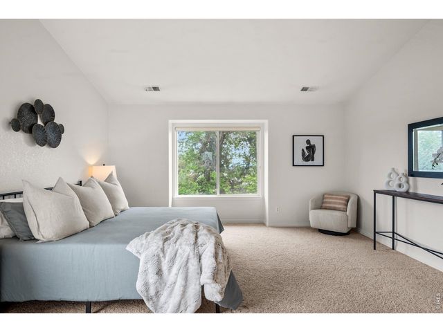 8222 Xenophon Ct, Arvada, CO 80005