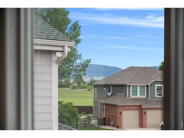 8222 Xenophon Ct, Arvada, CO 80005