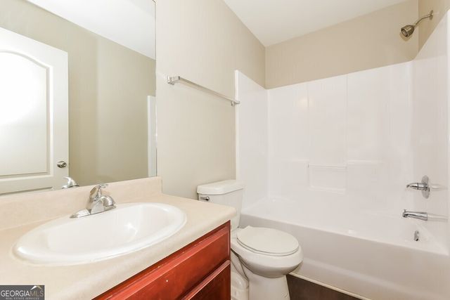 7805 Bell Tower Lane, Fairburn, GA 30213