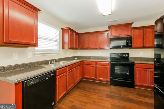 7805 Bell Tower Lane, Fairburn, GA 30213