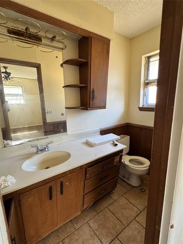6416 N Nicklas Avenue, Oklahoma City, OK 73132