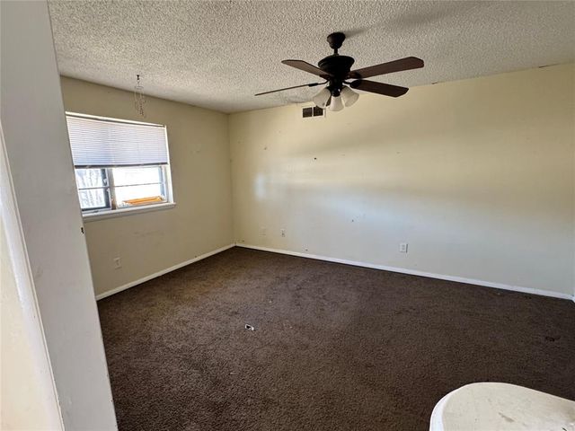 6416 N Nicklas Avenue, Oklahoma City, OK 73132