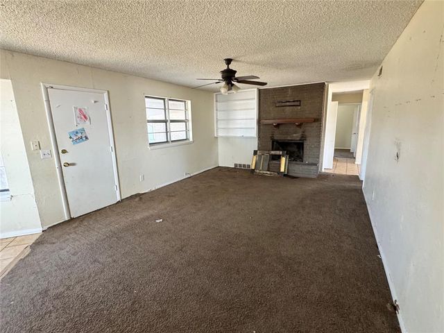 6416 N Nicklas Avenue, Oklahoma City, OK 73132