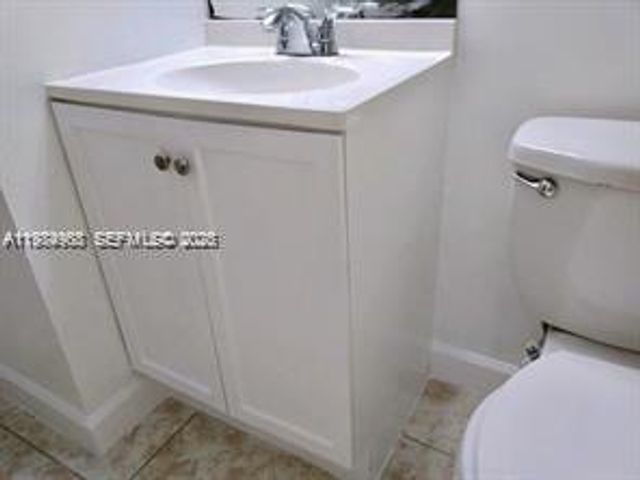 6045 NW 186th St 116, Hialeah, FL 33015