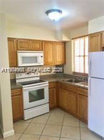 6045 NW 186th St 116, Hialeah, FL 33015