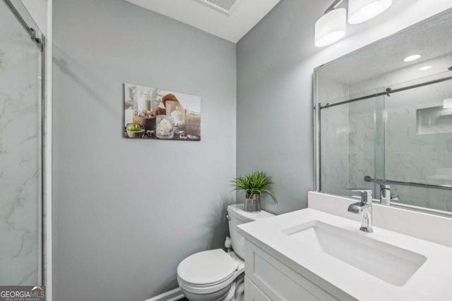 28206 Plantation Drive NE 206, Atlanta, GA 30324