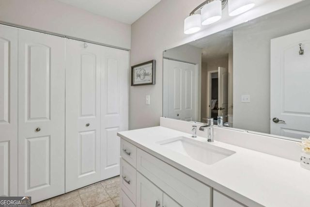 28206 Plantation Drive NE 206, Atlanta, GA 30324