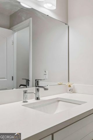 28206 Plantation Drive NE 206, Atlanta, GA 30324