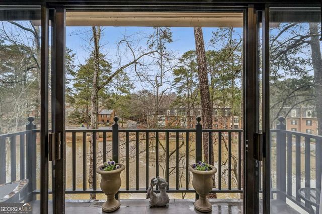 28206 Plantation Drive NE 206, Atlanta, GA 30324