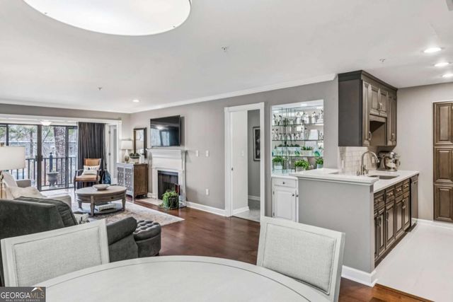 28206 Plantation Drive NE 206, Atlanta, GA 30324