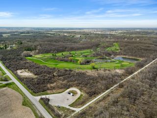 26732 S Balmoral Woods Drive, Crete, IL 60417