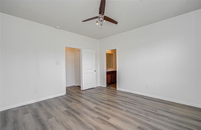 5004 Sycamore Lane, Brookshire, TX 77423