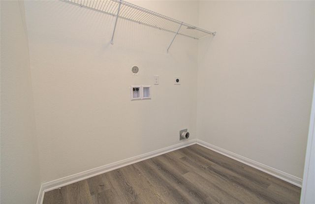 5004 Sycamore Lane, Brookshire, TX 77423