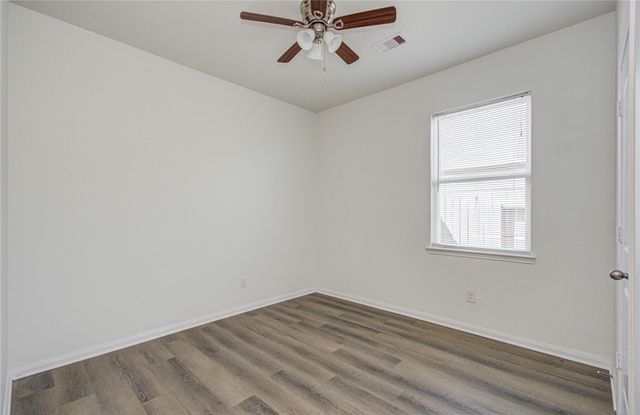 5004 Sycamore Lane, Brookshire, TX 77423