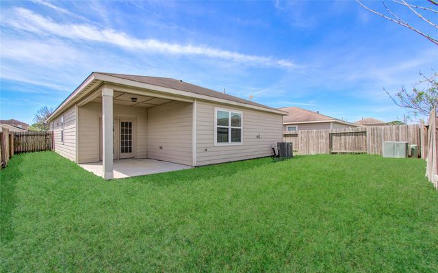 5004 Sycamore Lane, Brookshire, TX 77423