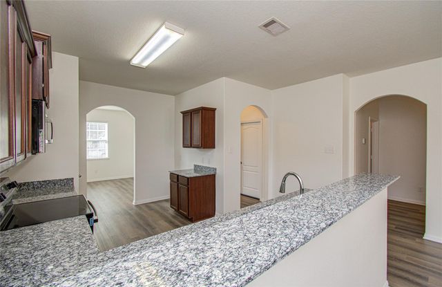 5004 Sycamore Lane, Brookshire, TX 77423