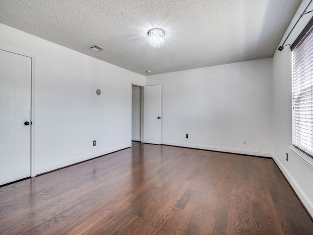 8605 Treasure Cove, Rowlett, TX 75089