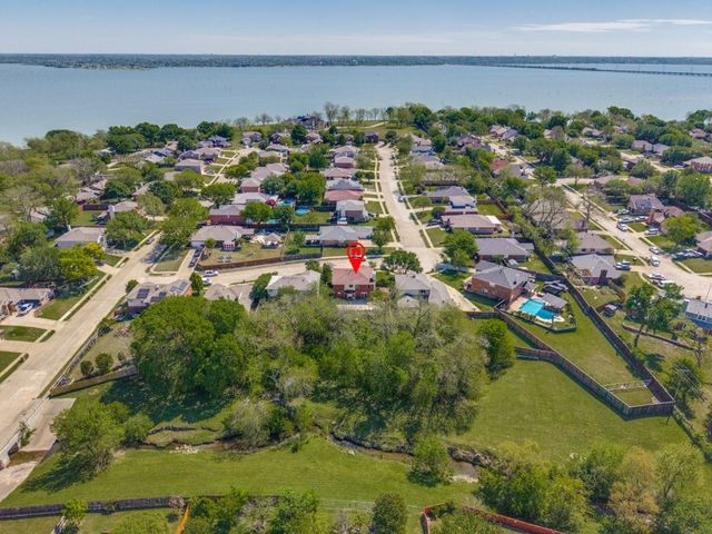 8605 Treasure Cove, Rowlett, TX 75089