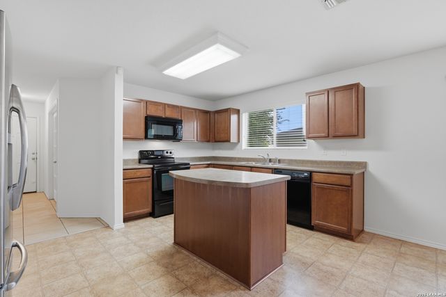3613 Lazy Diamond, Selma, TX 78154