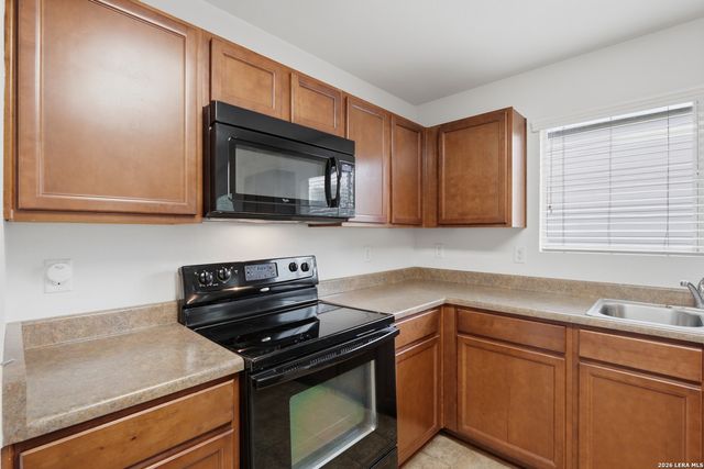 3613 Lazy Diamond, Selma, TX 78154