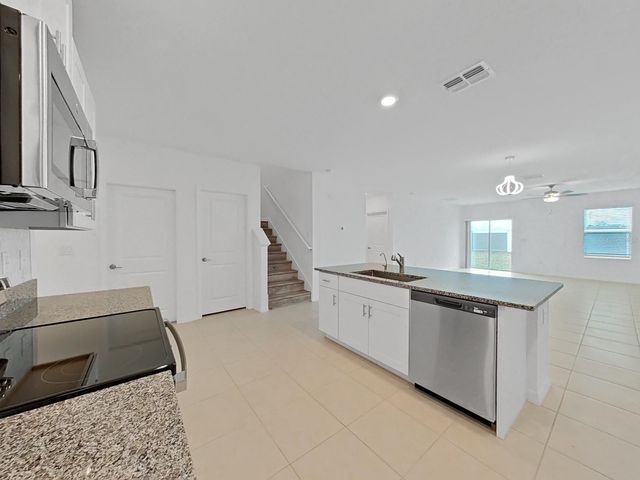 11139 LINDEN DEPOT ROAD, San Antonio, FL 33576