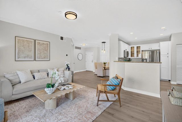 3830 Elijah 426, San Diego, CA 92130