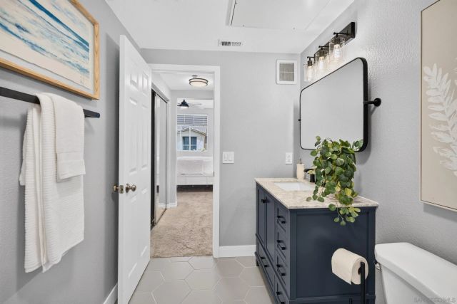 3830 Elijah 426, San Diego, CA 92130