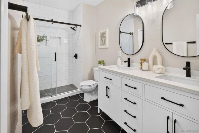3830 Elijah 426, San Diego, CA 92130