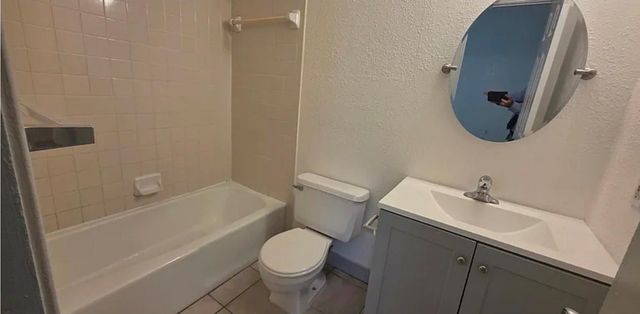 375 Fantail LOOP B, Austin, TX 78734